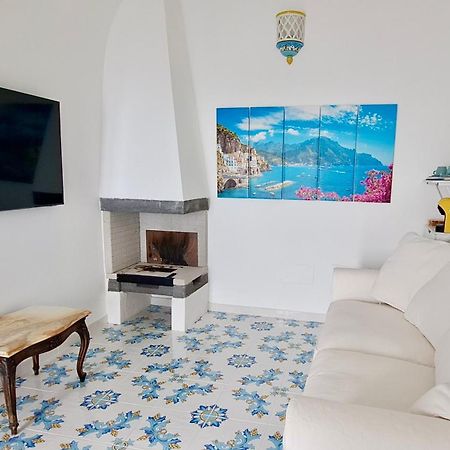 Апарт отель Relais Amalfi Coast Конка-дей-Марини Экстерьер фото