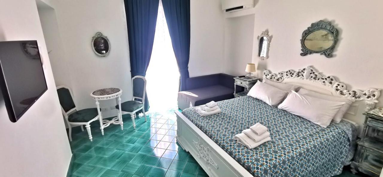 Апарт отель Relais Amalfi Coast Конка-дей-Марини Экстерьер фото